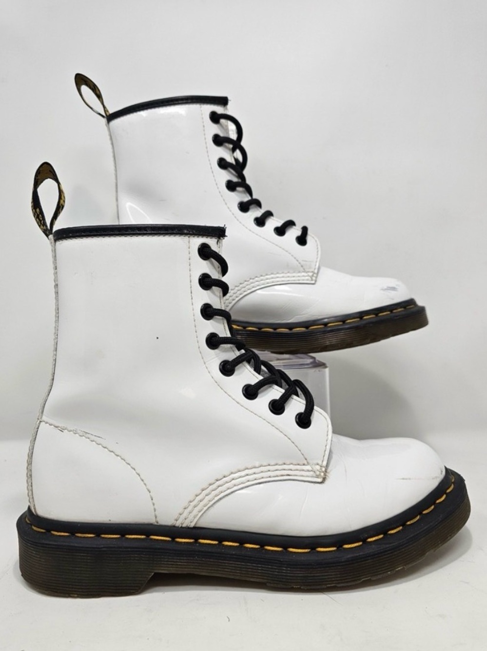 Dr. Martens 1480 White Patent Leather 8-Eye Combat Boots | Black Trim | GUC